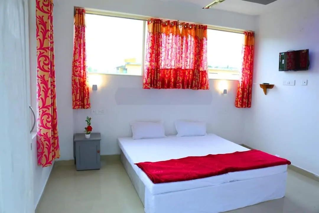 Ξενοδοχείο Spice Green Residency Pīrmed